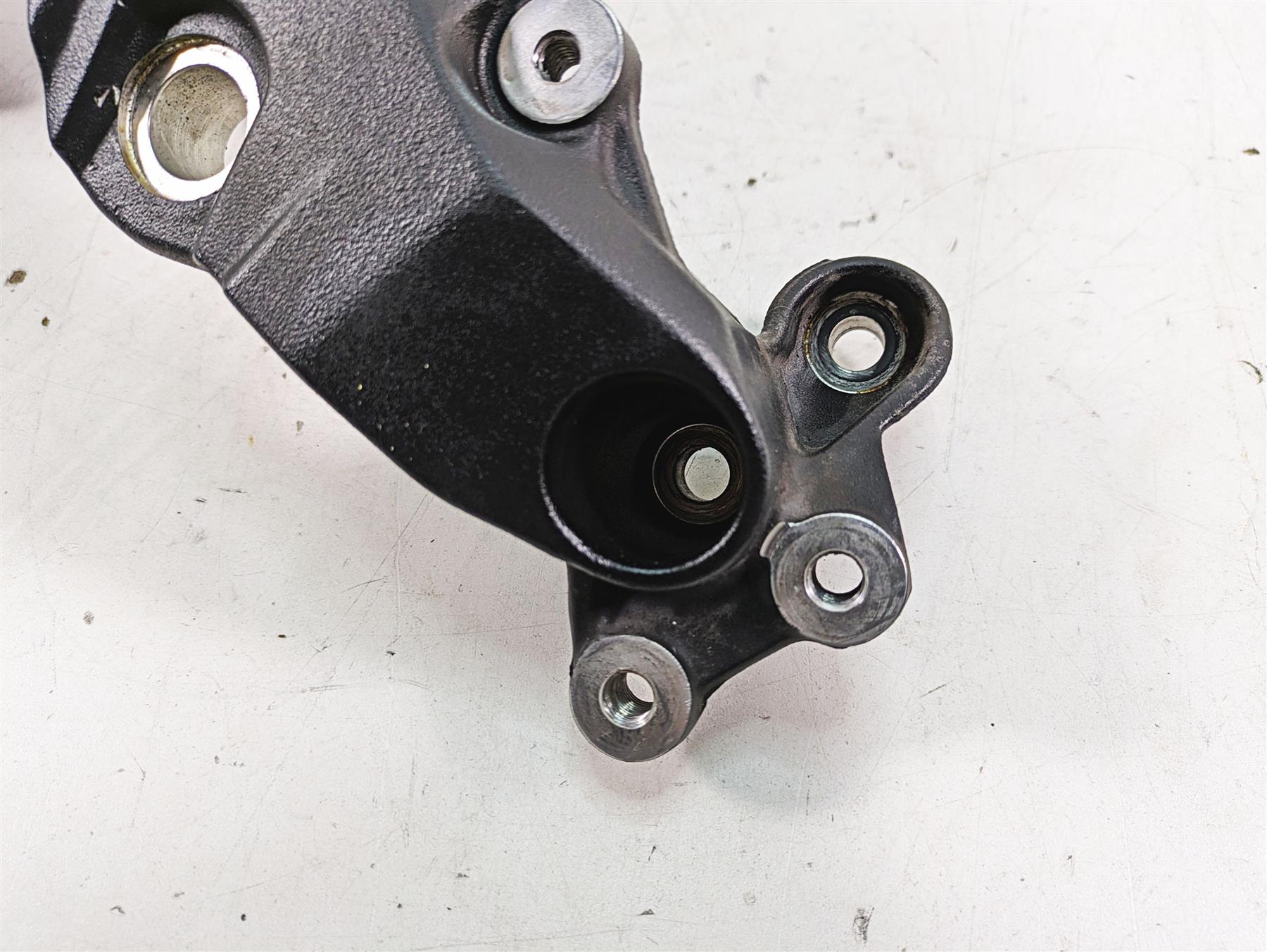 2013 MV Agusta F3 675 ERA Left Swingarm Plate Frame Mount 8BA0B5643 {{ shop.shopifyCountryName }} - Mototech271