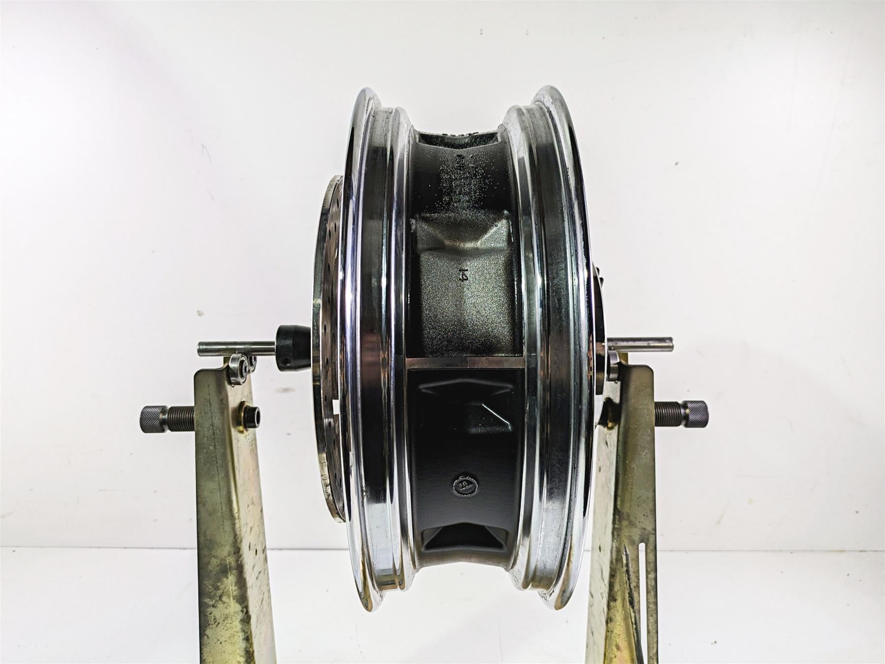 2015 Harley Touring FLHTKL E -Glide Low 16x5 Rear Wheel Impeller 10Sp 40900391 {{ shop.shopifyCountryName }} - Mototech271
