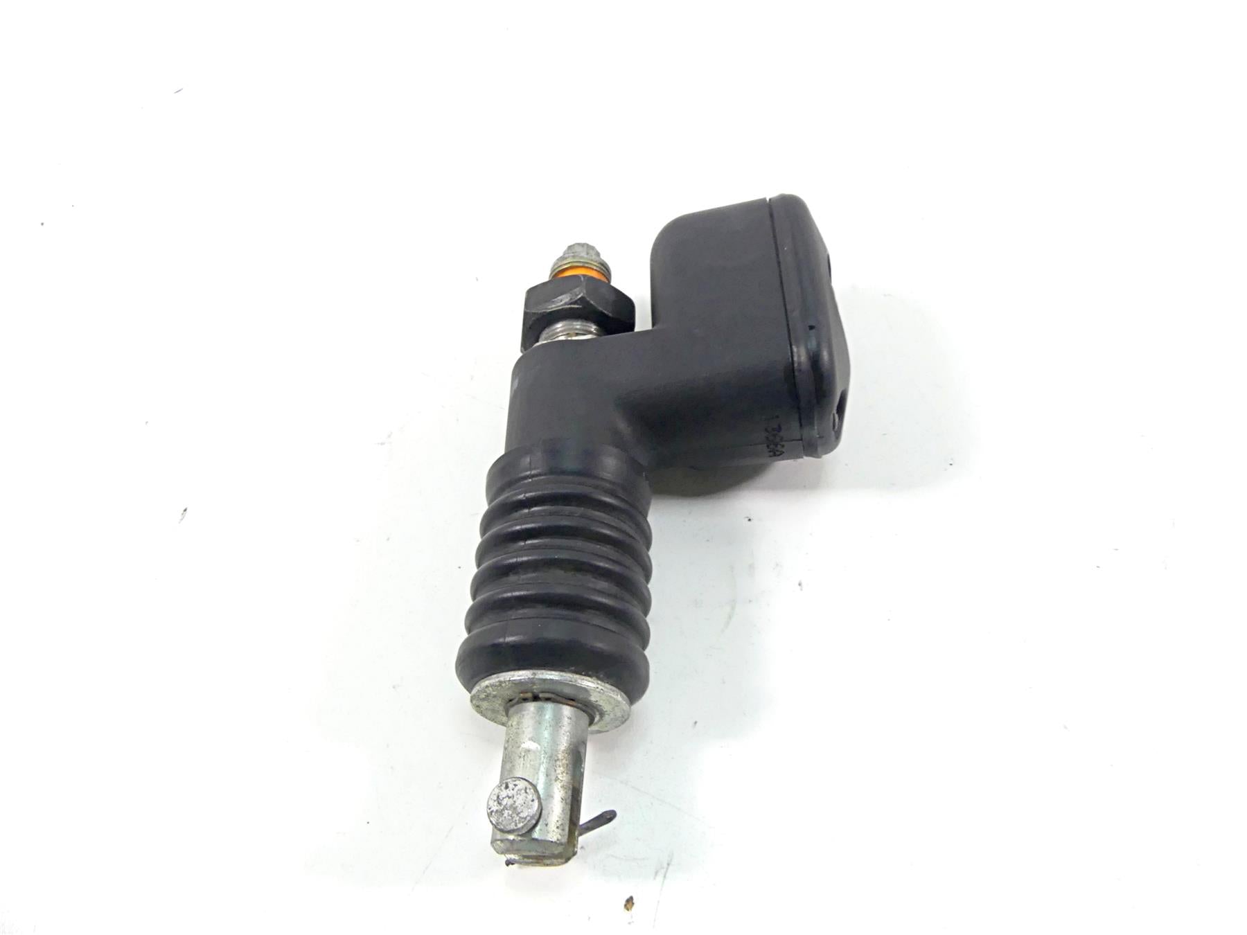 2016 Harley Softail FLS Slim Rear Brake Master Cylinder 41767-05E {{ shop.shopifyCountryName }} - Mototech271