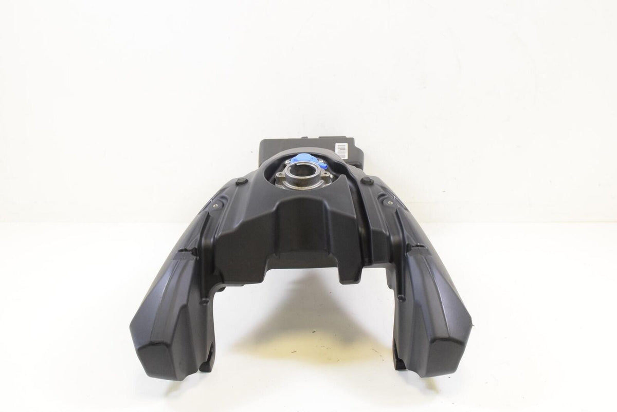 2015 Ducati Hypermotard 821 Fuel Gas Petrol Tank 58611981A {{ shop.shopifyCountryName }} - Mototech271