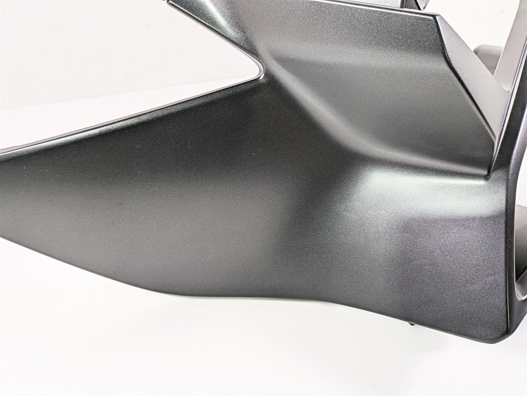 2019 BMW R1250RT K52 Left Intake Fairing Cover Fairing Cowl 46638533581 {{ shop.shopifyCountryName }} - Mototech271
