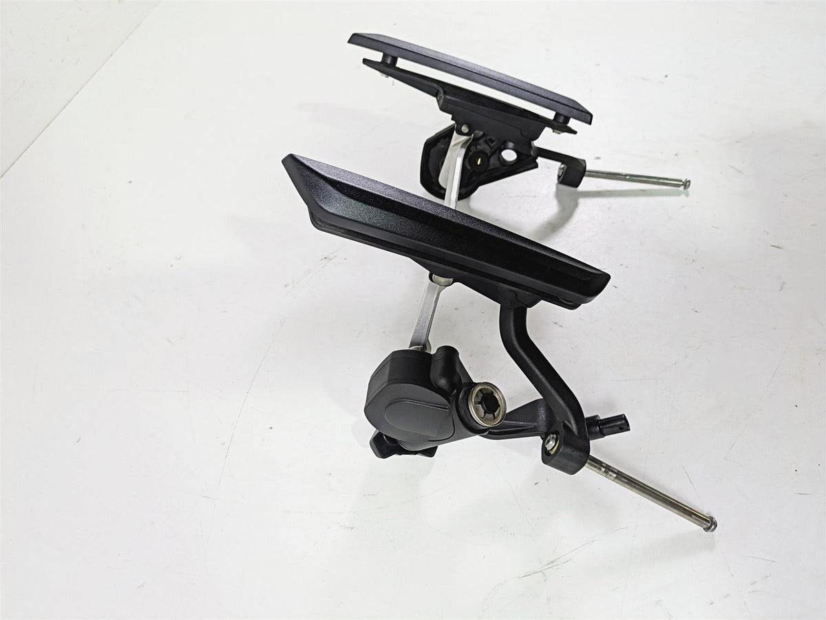 2015 BMW R1200 GS Adv K51 Front Windshield Adjustment Mount Set 46638536083 {{ shop.shopifyCountryName }} - Mototech271