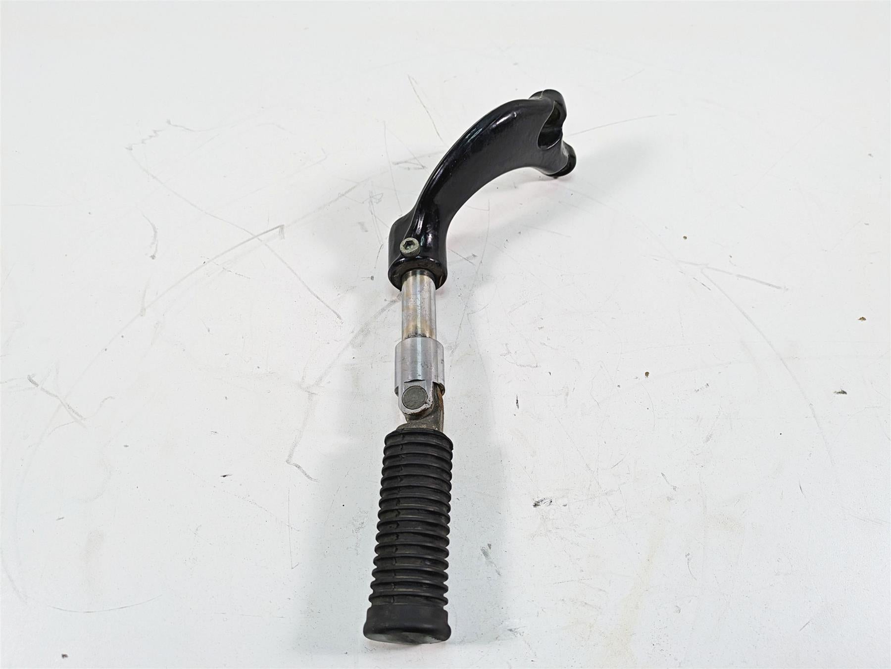 2006 Harley Sportster XL1200 Front Right Footpeg Foot Peg + Mount 42652-04 {{ shop.shopifyCountryName }} - Mototech271