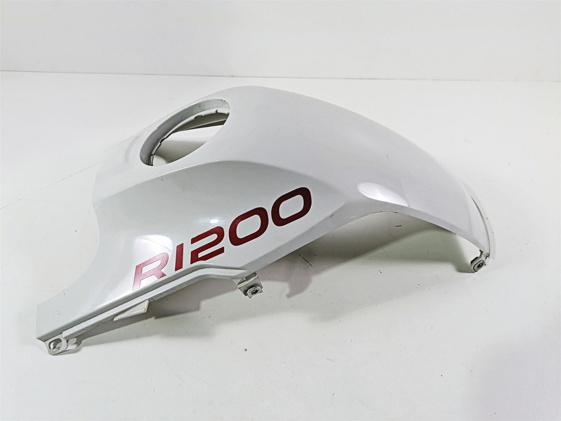 2006 BMW R1200GS K255 Adv Tank Center Cover Fairing 46637706283 46637706284 {{ shop.shopifyCountryName }} - Mototech271