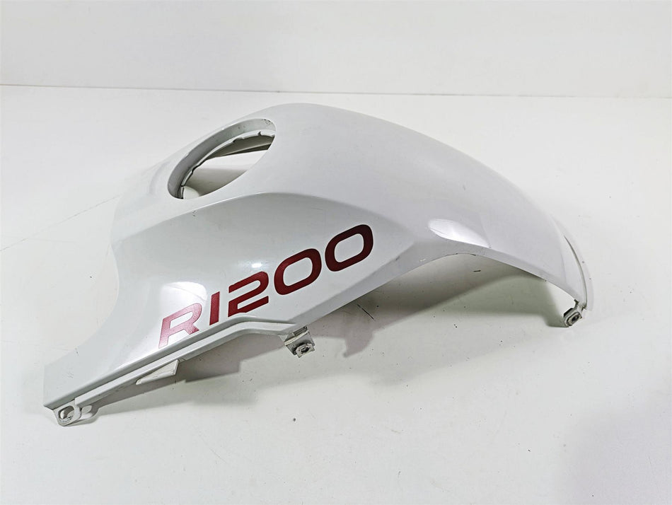 2006 BMW R1200GS K255 Adv Tank Center Cover Fairing 46637706283 46637706284 {{ shop.shopifyCountryName }} - Mototech271