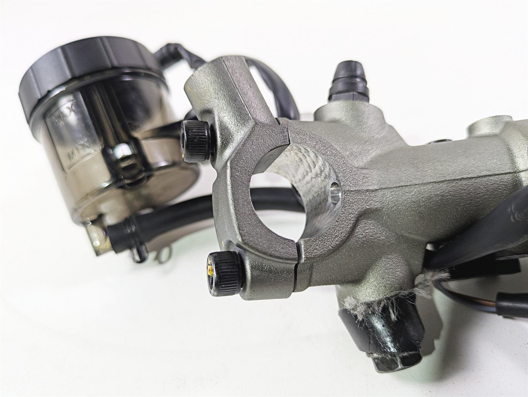 2022 Ducati Hypermotard 950 Brembo Front Radial Brake Master Cylinder 62441121A {{ shop.shopifyCountryName }} - Mototech271