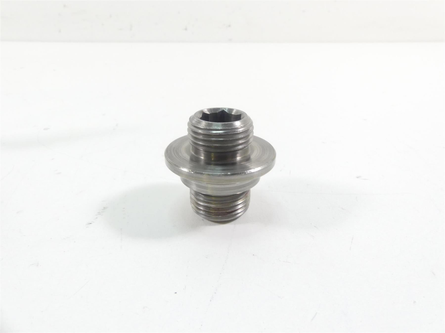 2013 Harley Touring FLHX Street Glide Oil Cooler Flange Adapter 63059-09A {{ shop.shopifyCountryName }} - Mototech271