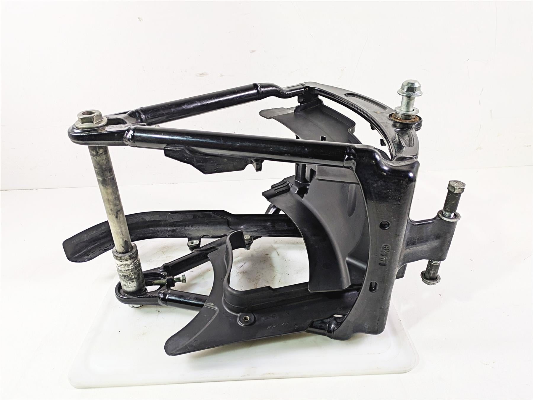 2014 Harley FLS Softail Slim Rear Swingarm Swing Arm & Guards 47573-11BHP {{ shop.shopifyCountryName }} - Mototech271