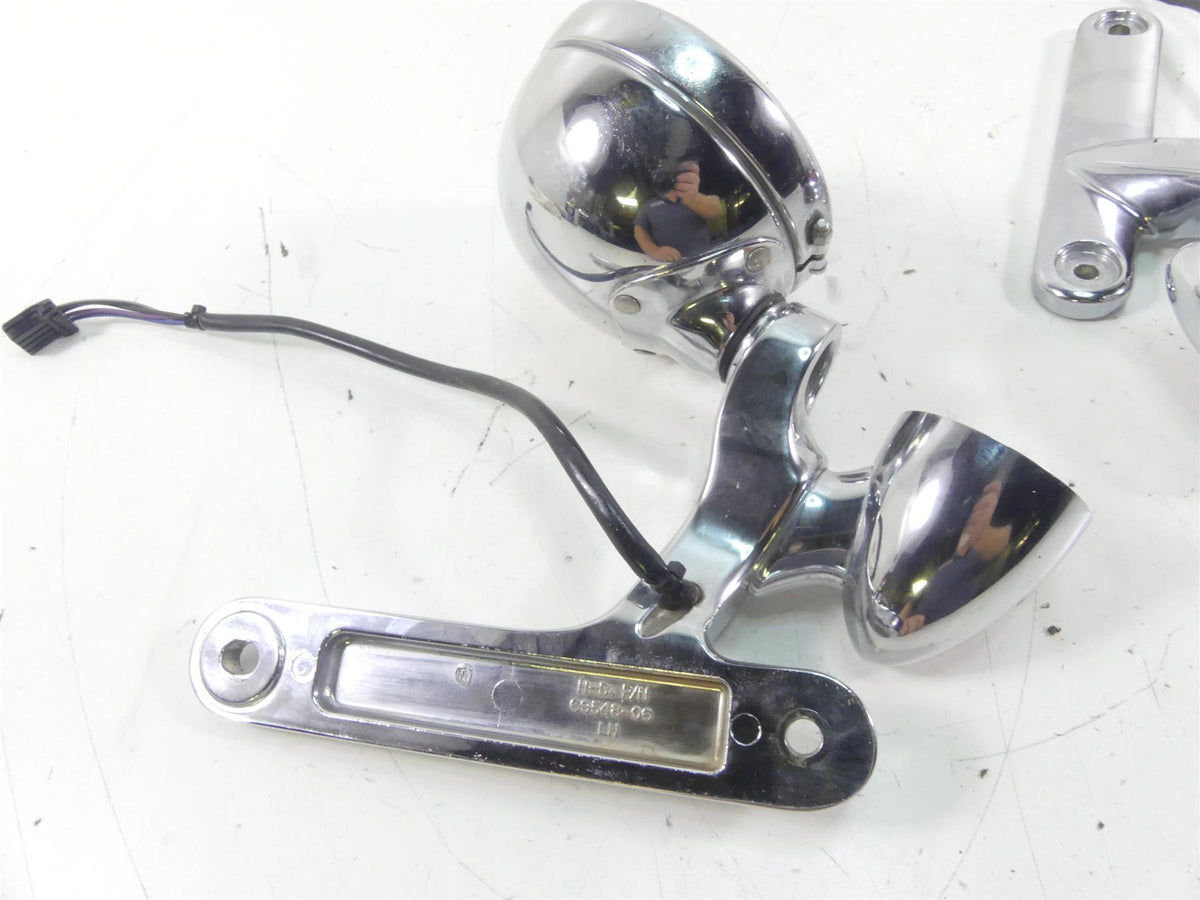 2007 Harley FLHTCU SE2 CVO Electra Glide Front Spot Light Blinker Set 69548-06 {{ shop.shopifyCountryName }} - Mototech271