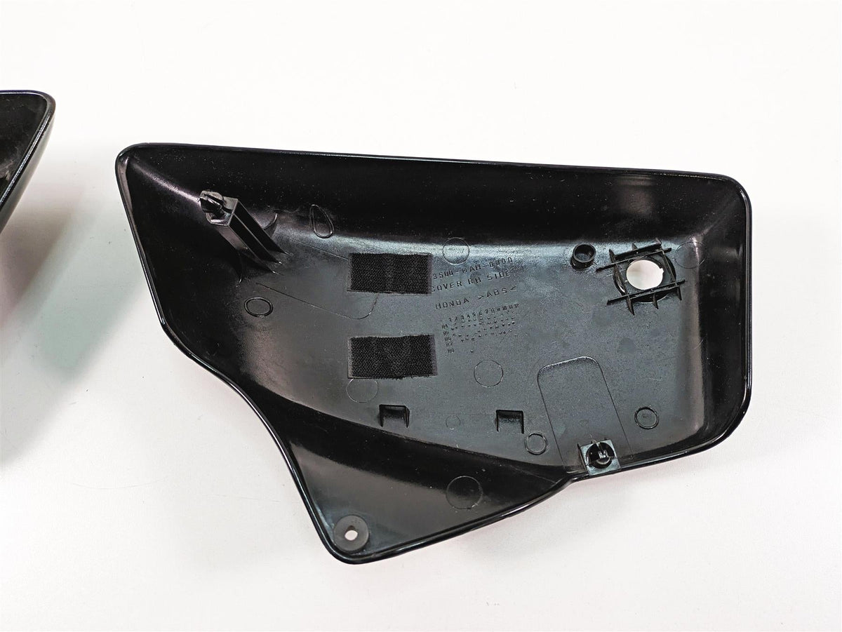 2006 Honda VT1100 C2 Shadow Side Cover Fairing Cowl Set 83610-MCK-A70Z {{ shop.shopifyCountryName }} - Mototech271
