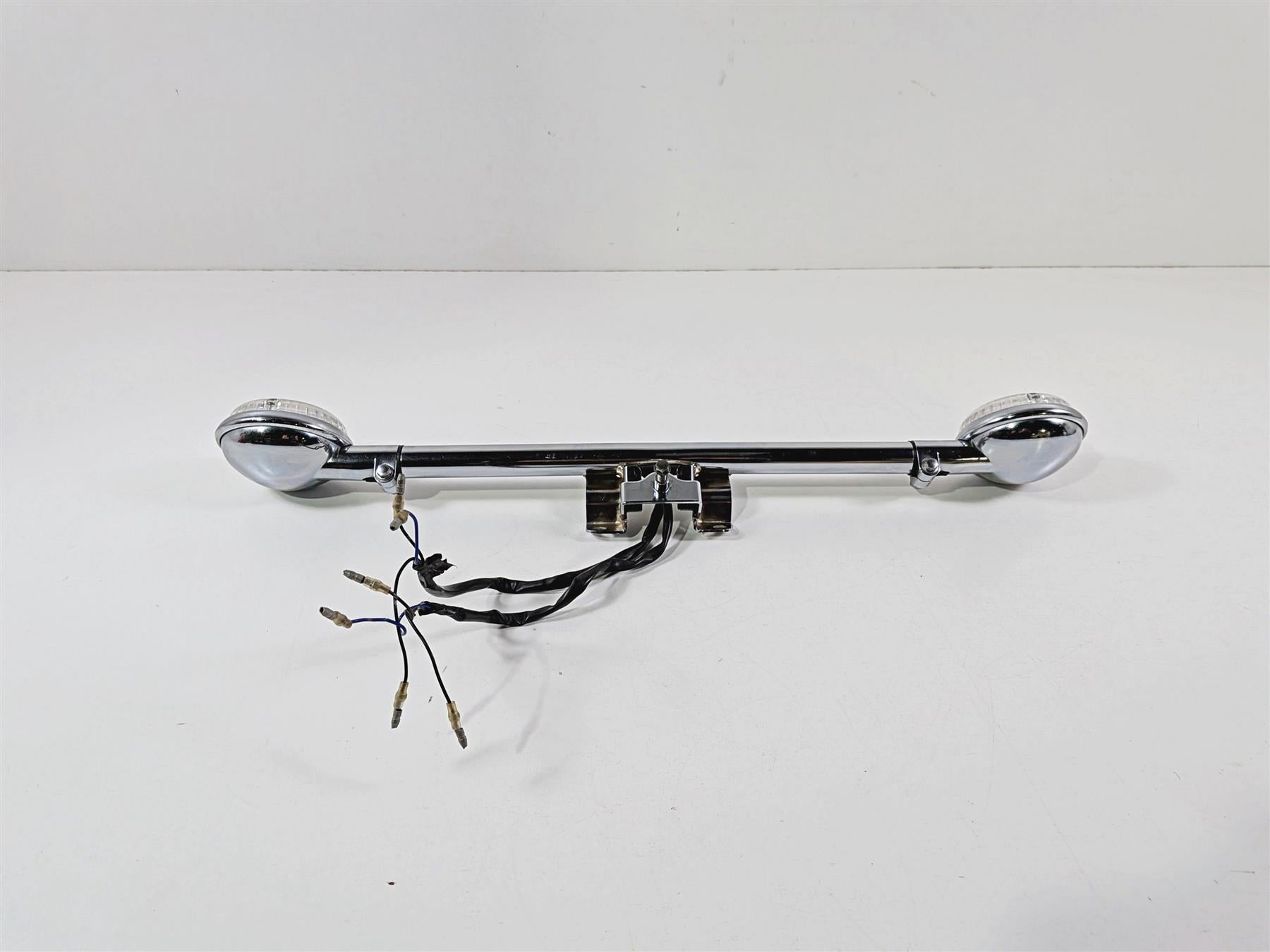 2006 Yamaha XVZ1300 Royal Star Front Blinker Bar Turn Signal Set 1D6-83310-00-00 {{ shop.shopifyCountryName }} - Mototech271