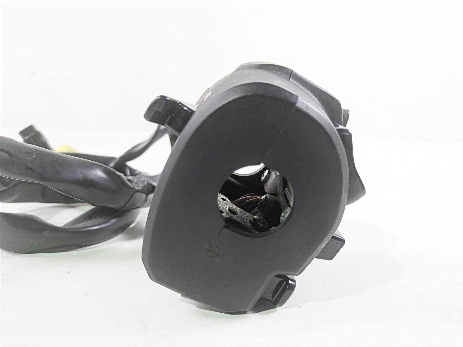 2020 Kawasaki ZX6R ZX636 Ninja Left Hand Control Switch 46091-0420