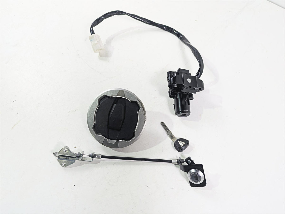 2024 Kawasaki ZX6R ZX636 Ninja Ignition Switch Key Lock Set READ 27048-5306 {{ shop.shopifyCountryName }} - Mototech271