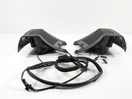 2011 Victory Cross Country Trunk Speaker & Cover Set 5438425 {{ shop.shopifyCountryName }} - Mototech271