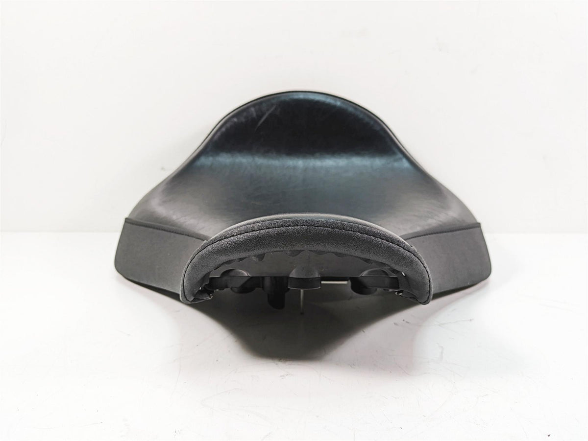 2009 Yamaha XV1900 Raider Front Rider Drivers Seat Saddle 5C7-24710-00-00 {{ shop.shopifyCountryName }} - Mototech271