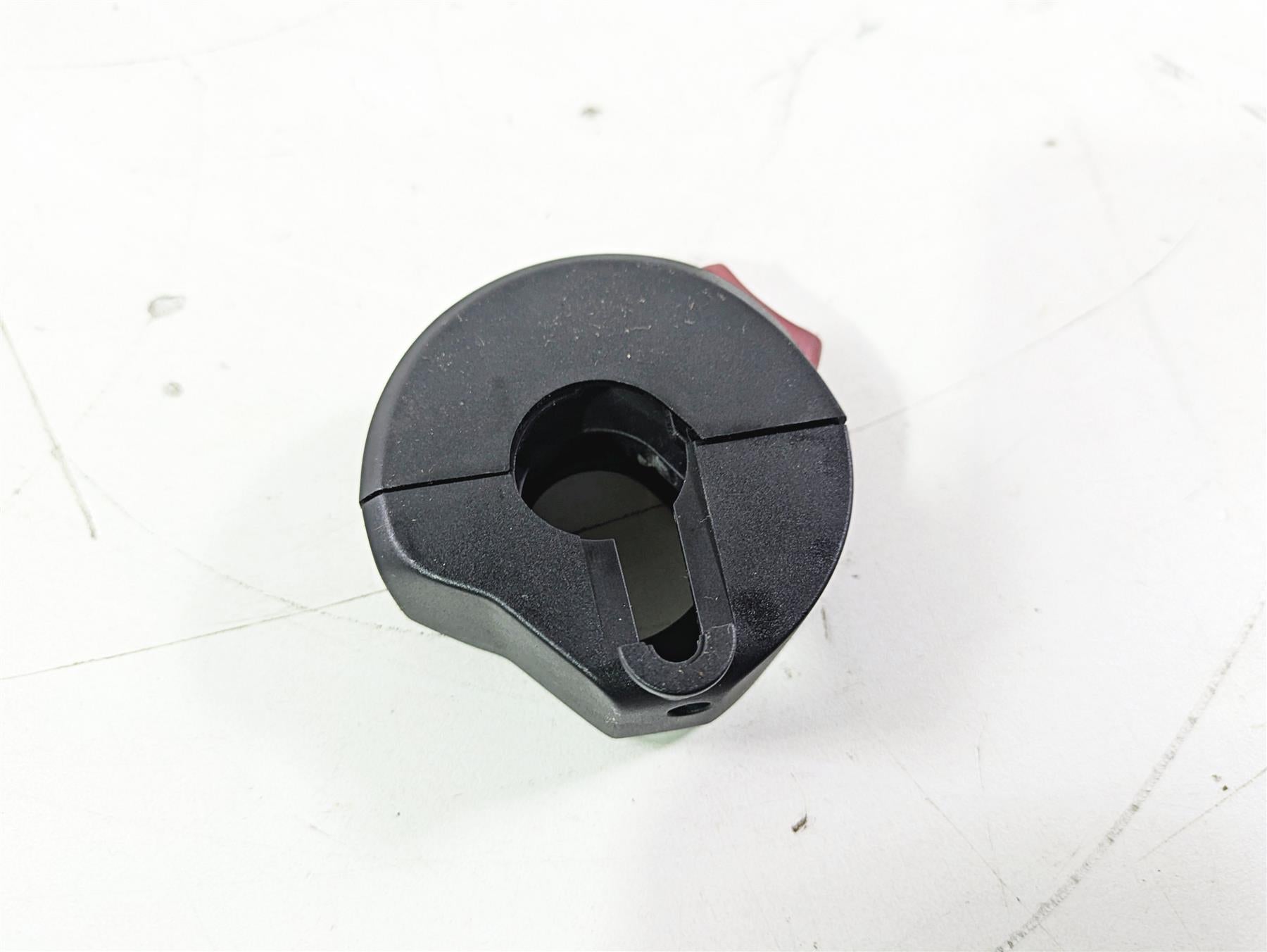 2015 BMW R nineT K21 Right Control Switch NO- Grip Heater 61318546166 {{ shop.shopifyCountryName }} - Mototech271