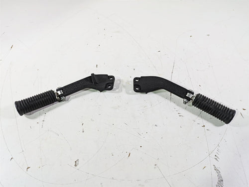 2015 Harley FXDL Dyna Low Rider Rear Passenger Footpeg Rest 49230-06 49224-06A | Mototech271