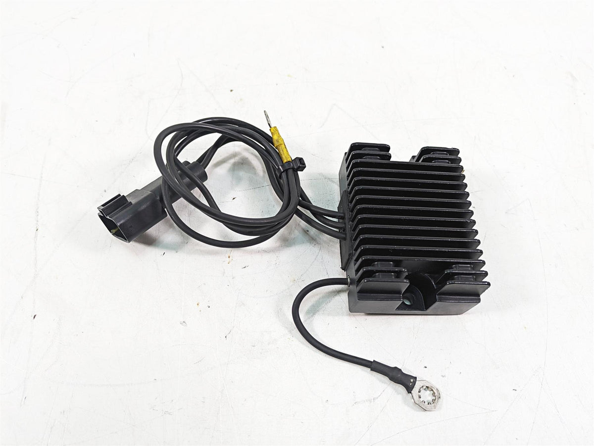 2000 Harley FXSTS Softail Springer Rectifier Voltage Regulator 74512-00 {{ shop.shopifyCountryName }} - Mototech271