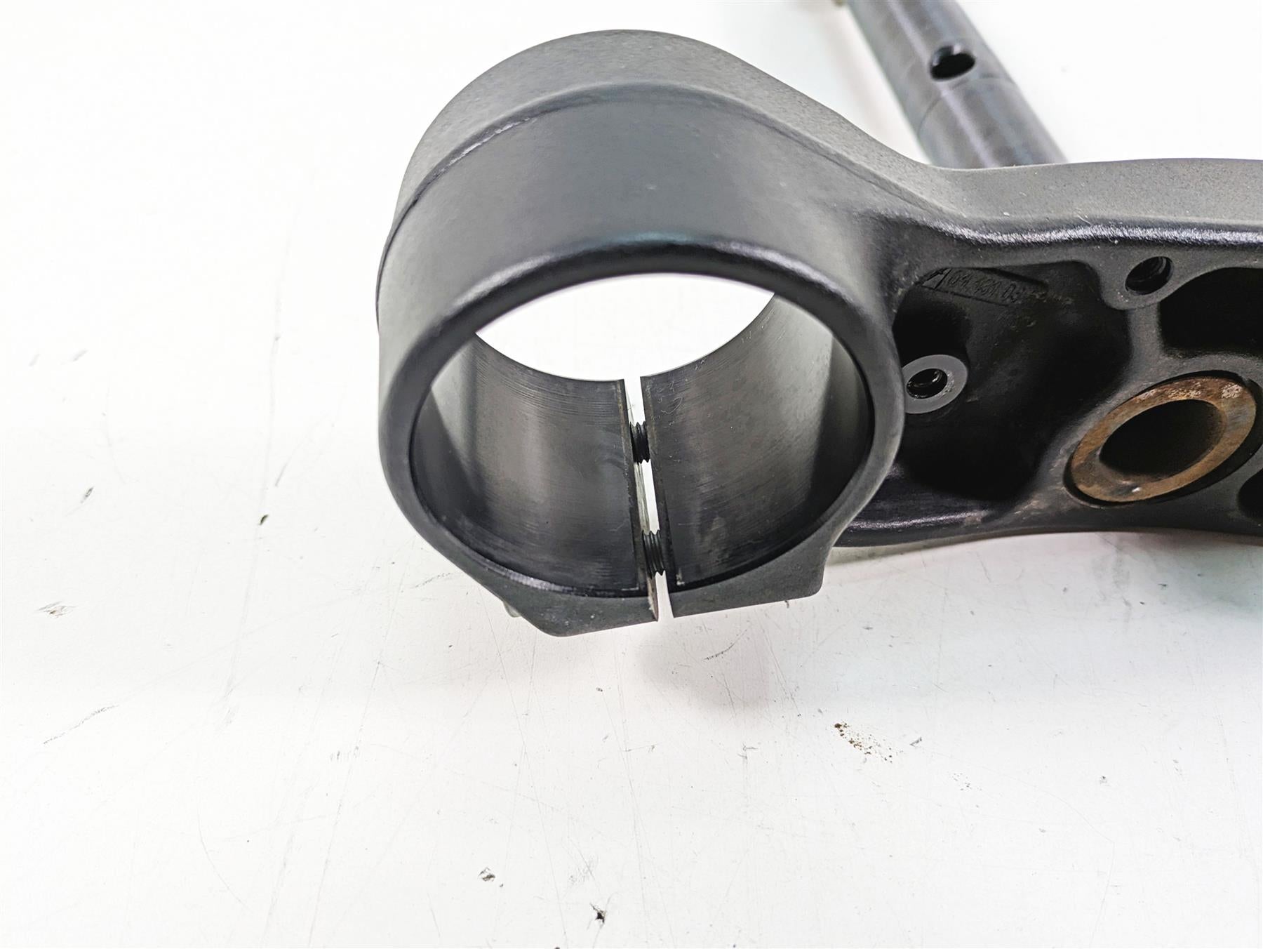 2020 KTM 1290 Super Adventure R Lower Triple Tree Clamp 60mm 6070113203233S {{ shop.shopifyCountryName }} - Mototech271