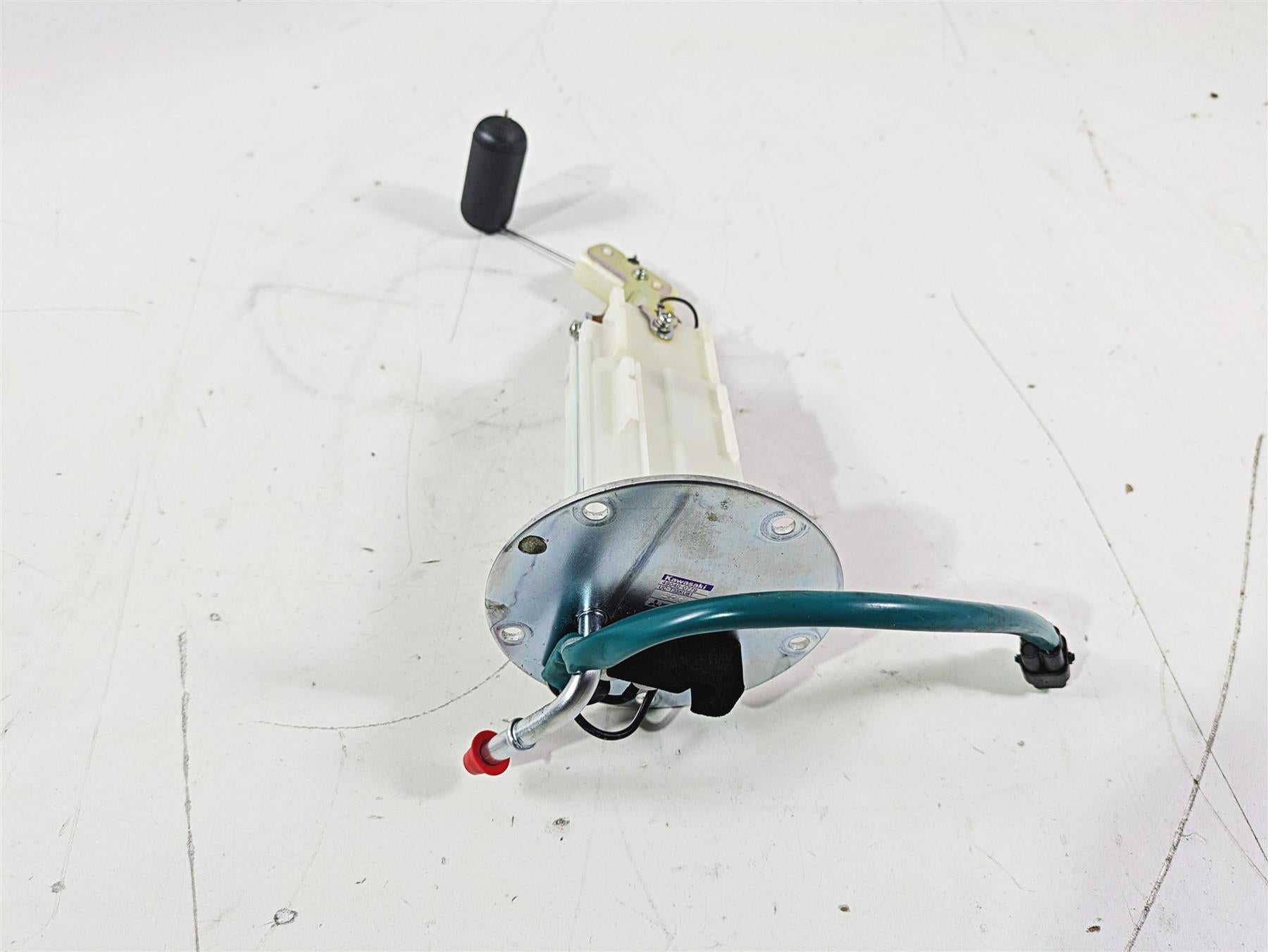 2024 Kawasaki ZX6R ZX636 Ninja Nice Fuel Gas Pump - 40 Miles Only 49040-0779 {{ shop.shopifyCountryName }} - Mototech271