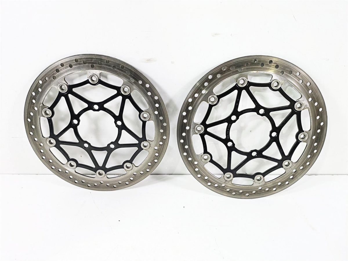 2019 Triumph Speed Triple RS 1050 Front Brake Disc Set 320mm 4.4mm T2022058 {{ shop.shopifyCountryName }} - Mototech271