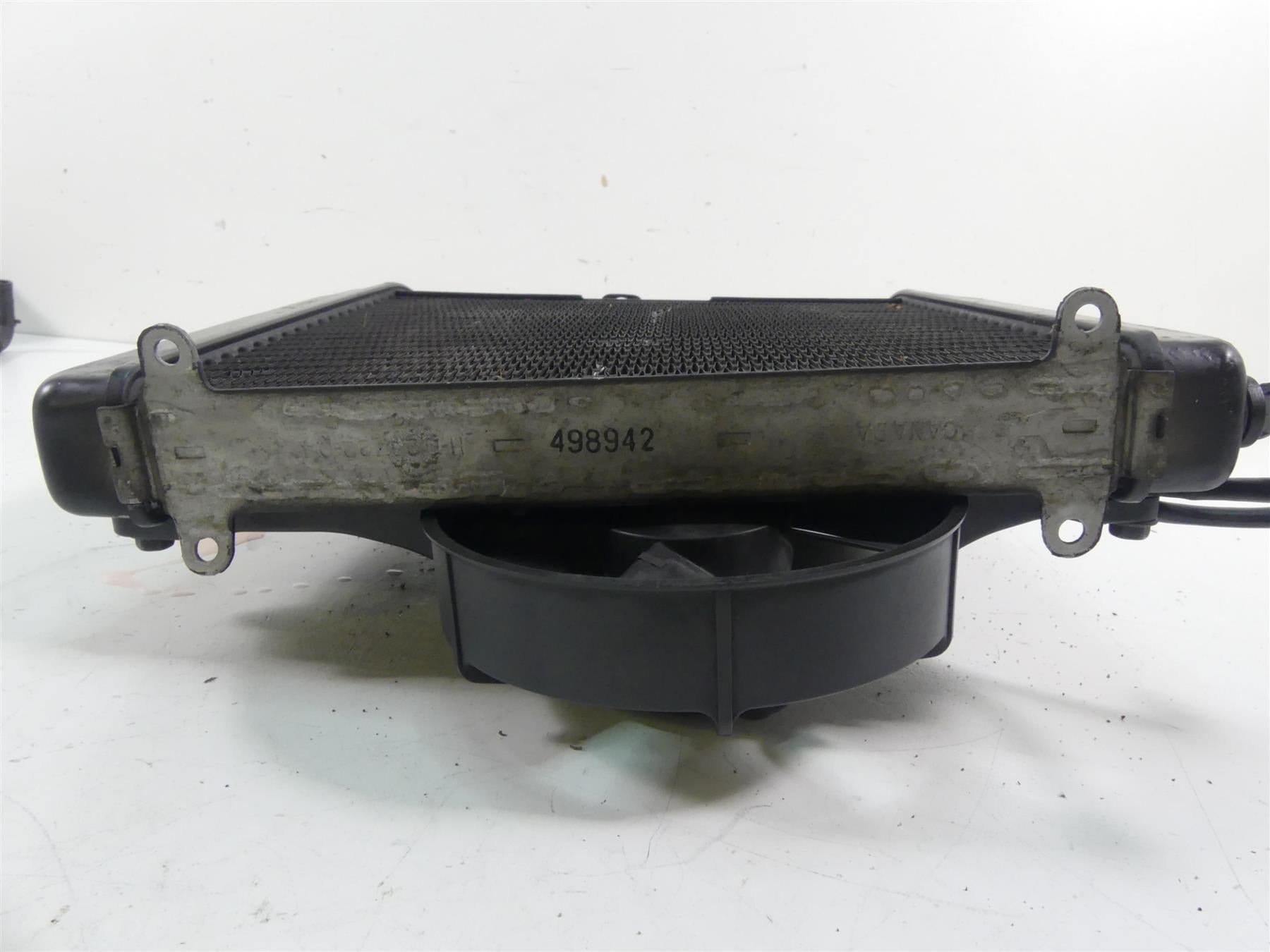 2011 Harley VRSCF Muscle Rod Radiator Fans Reservoir Hoses Set - Read 26722-04 {{ shop.shopifyCountryName }} - Mototech271