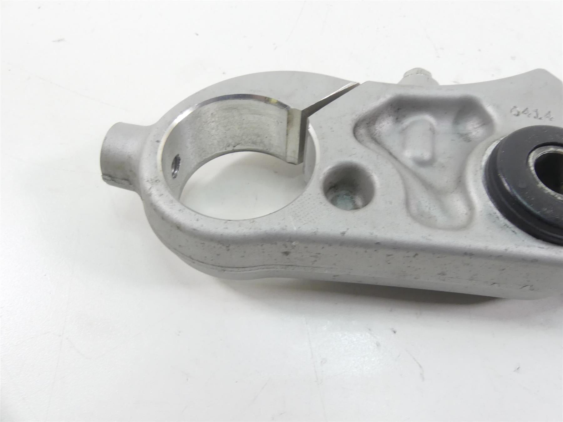 2015 Harley FLD Dyna Switchback Upper Triple Tree Steering Clamp 46323-12 {{ shop.shopifyCountryName }} - Mototech271