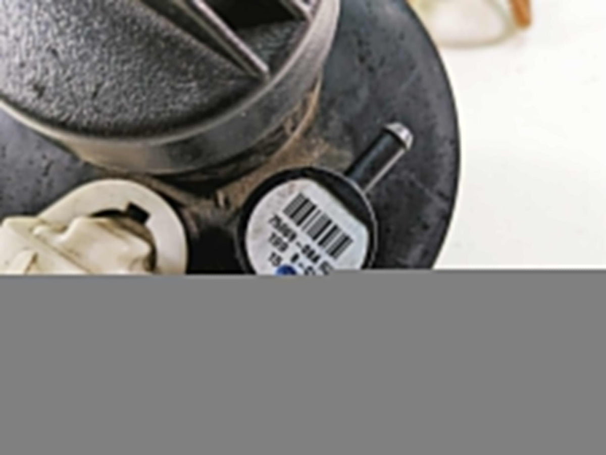 2010 Harley Touring FLHTCU Electra Glide Fuel Gas Petrol Pump - Tested 75069-08A {{ shop.shopifyCountryName }} - Mototech271