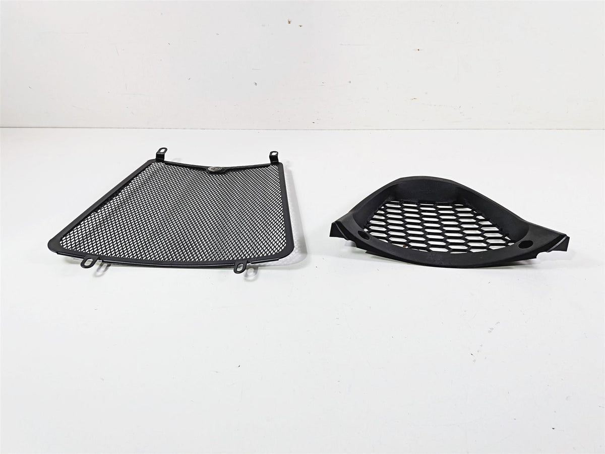 2018 Aprilia RSV4 RR R&G Radiator Grille Guard + Oem Pillar 858827 {{ shop.shopifyCountryName }} - Mototech271
