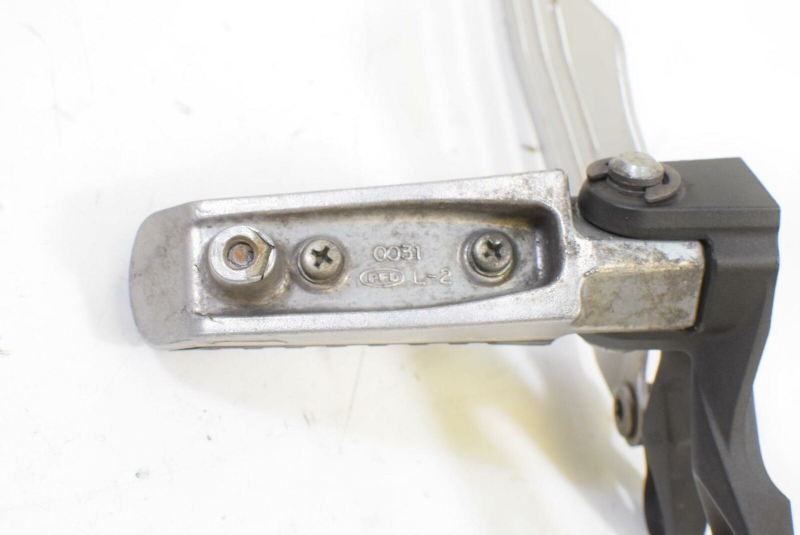 2013 Kawasaki Ninja ZX14R ZX1400 Front Left Rider Footpeg Pedal 35063-0853-18R {{ shop.shopifyCountryName }} - Mototech271
