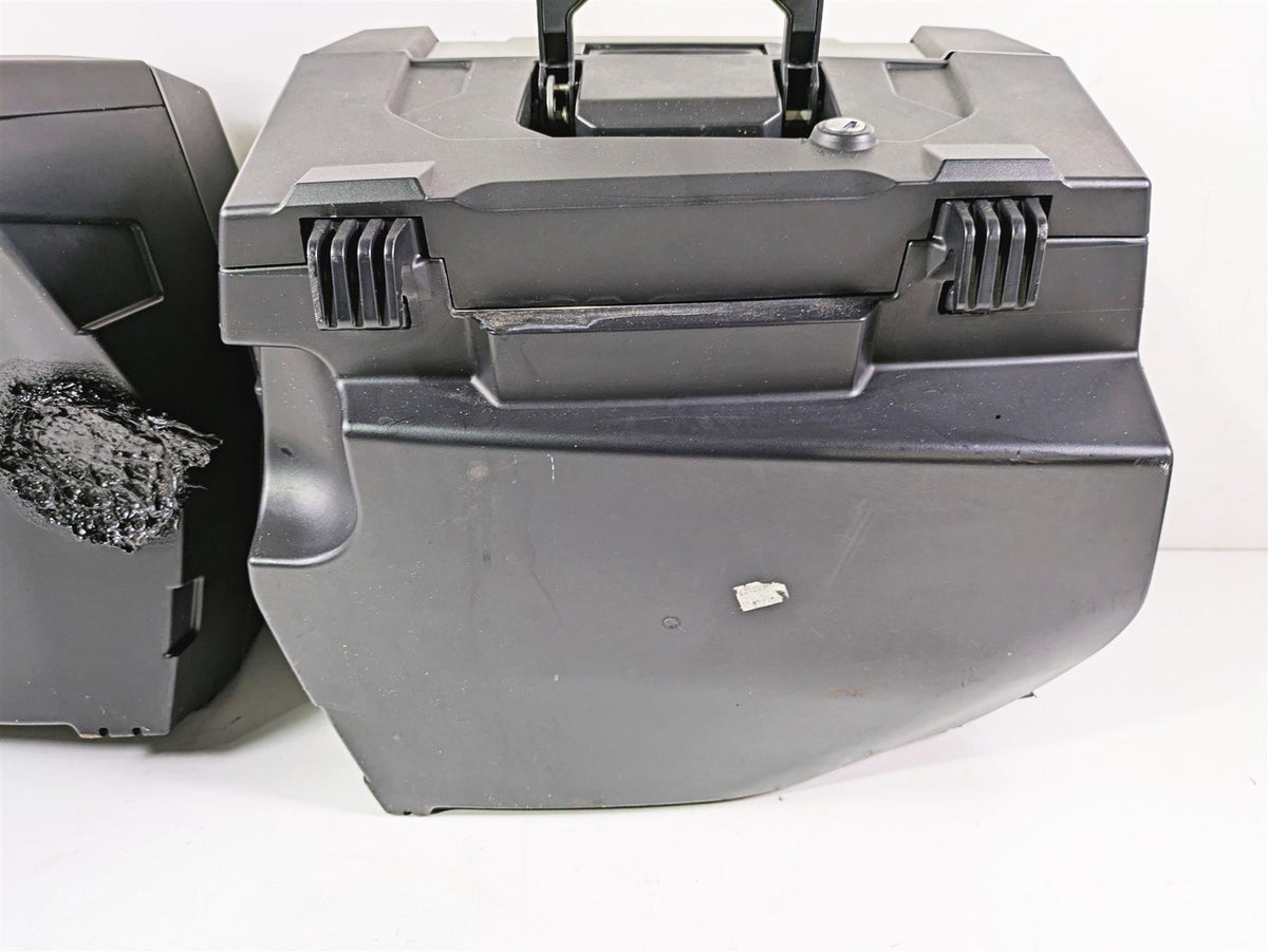 2013 Triumph Tiger 1215 Explorer Saddle Bag Pannier Saddlebag Set T9500758 {{ shop.shopifyCountryName }} - Mototech271