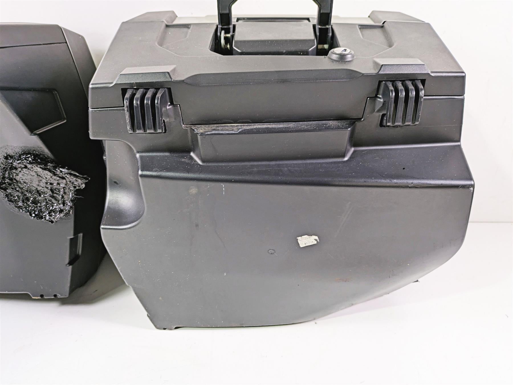 2013 Triumph Tiger 1215 Explorer Saddle Bag Pannier Saddlebag Set T9500758 {{ shop.shopifyCountryName }} - Mototech271
