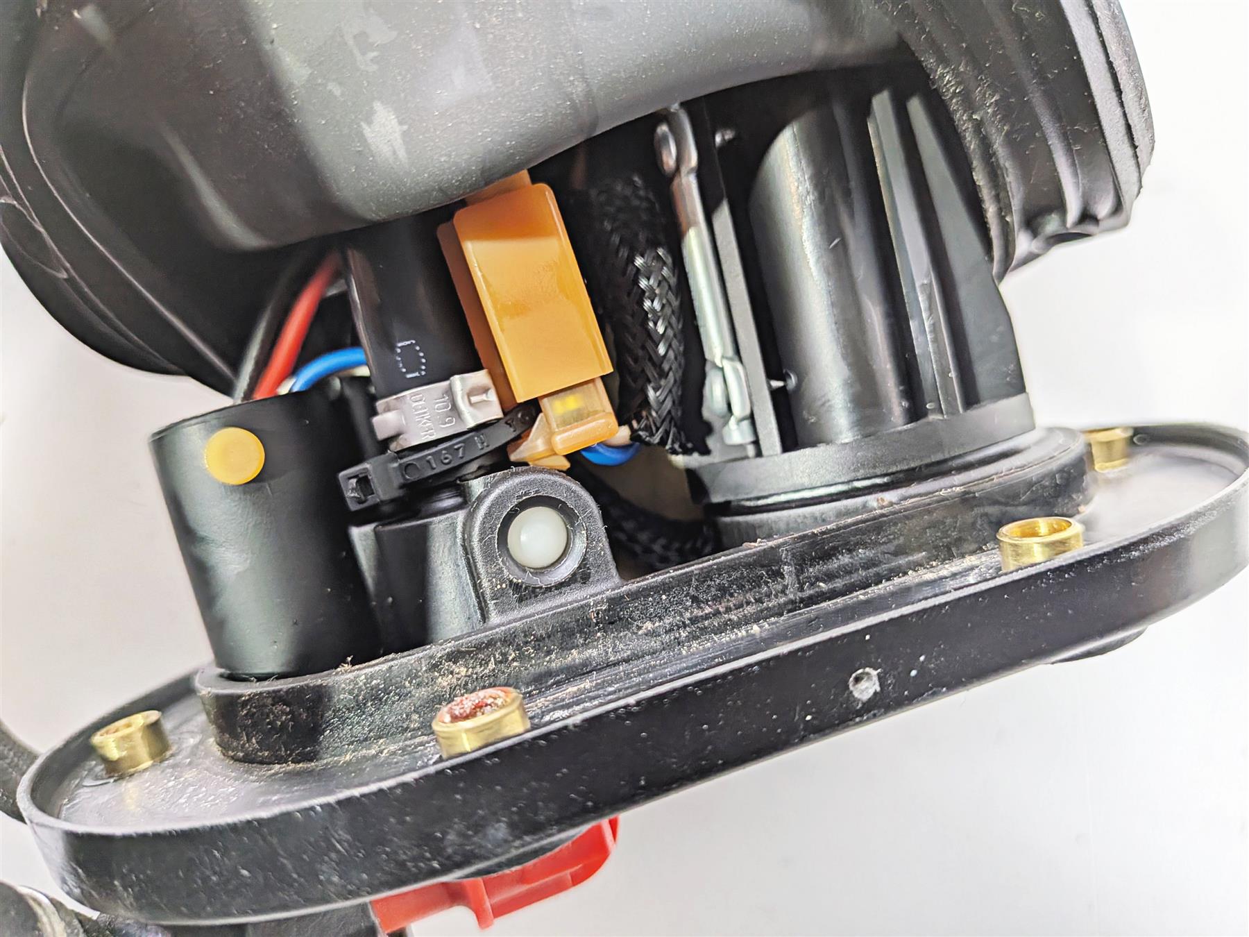 2018 Aprilia RSV4 RR Fuel Gas Petrol Pump -Tested B043925 {{ shop.shopifyCountryName }} - Mototech271