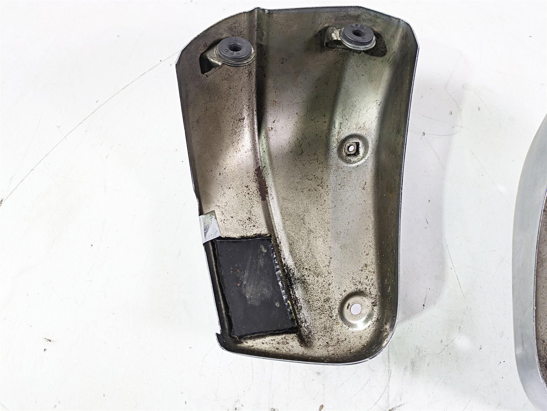 2004 Yamaha XVZ1300 Royal Star Left Right Side Cover Fairings 4NK-21711-00-P9 {{ shop.shopifyCountryName }} - Mototech271