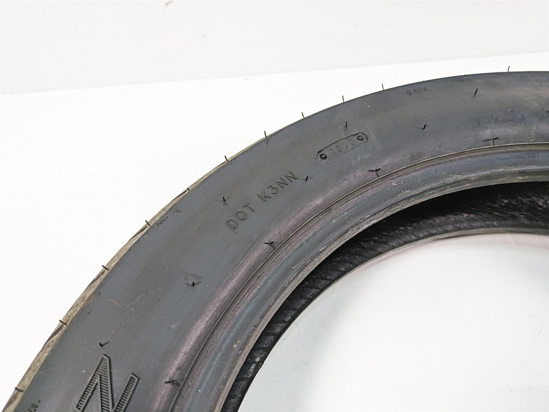Used Motorcycle Front Tire Kenda Kruz K673F 120/90-18 DOT2922 106A2018 {{ shop.shopifyCountryName }} - Mototech271