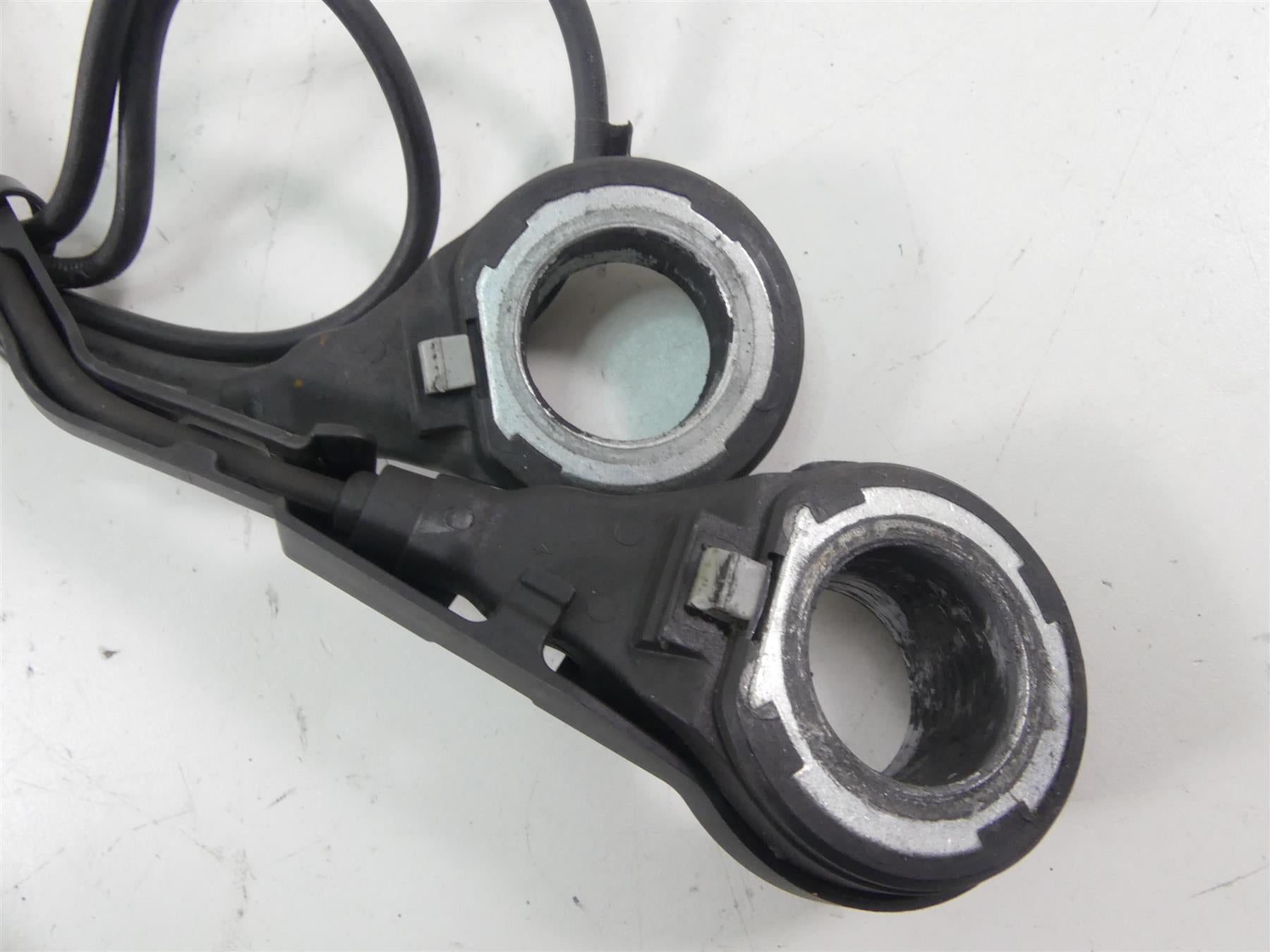2021 Harley Softail FLSB Sport Glide Abs Wheel Speed Sensor Set 41100076 {{ shop.shopifyCountryName }} - Mototech271