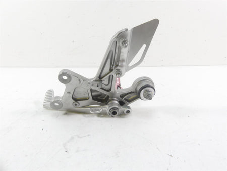 2015 Honda CBR1000 RR SC59 Left Right Front Footpeg Foot Peg 50700-MGP-D60 {{ shop.shopifyCountryName }} - Mototech271