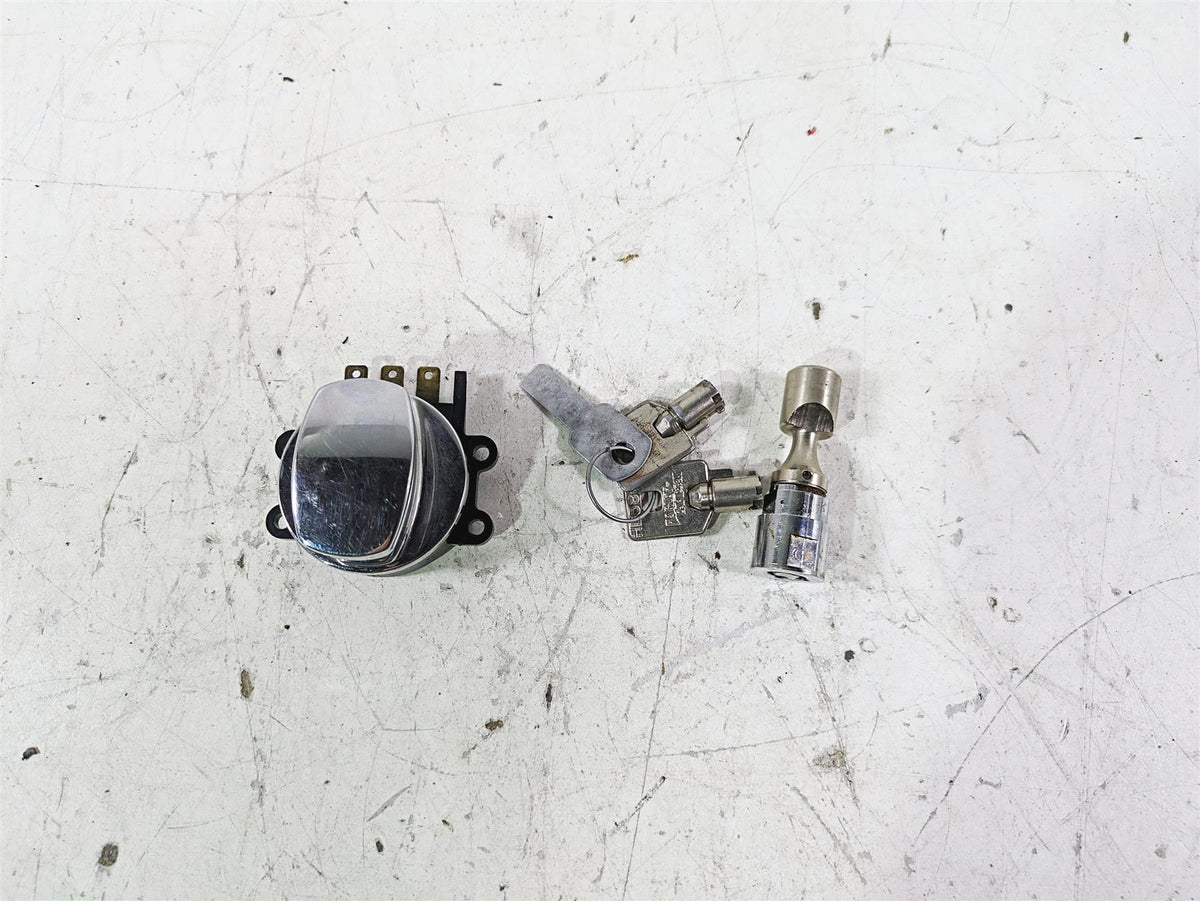 2002 Harley FLSTC Softail Heritage Ignition Switch Steering Lock 2 Keys 71313-96 {{ shop.shopifyCountryName }} - Mototech271