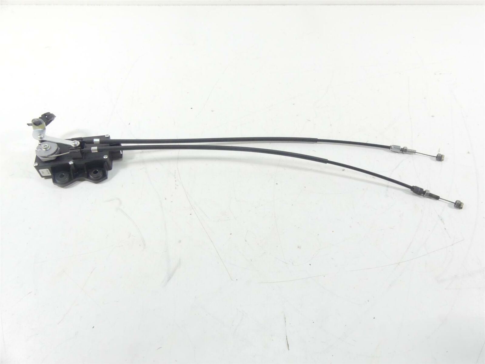 2020 Yamaha VMX17 1700 Moric Exhaust Valve Servo Motor + Cables 2C0-85820-00-00 {{ shop.shopifyCountryName }} - Mototech271