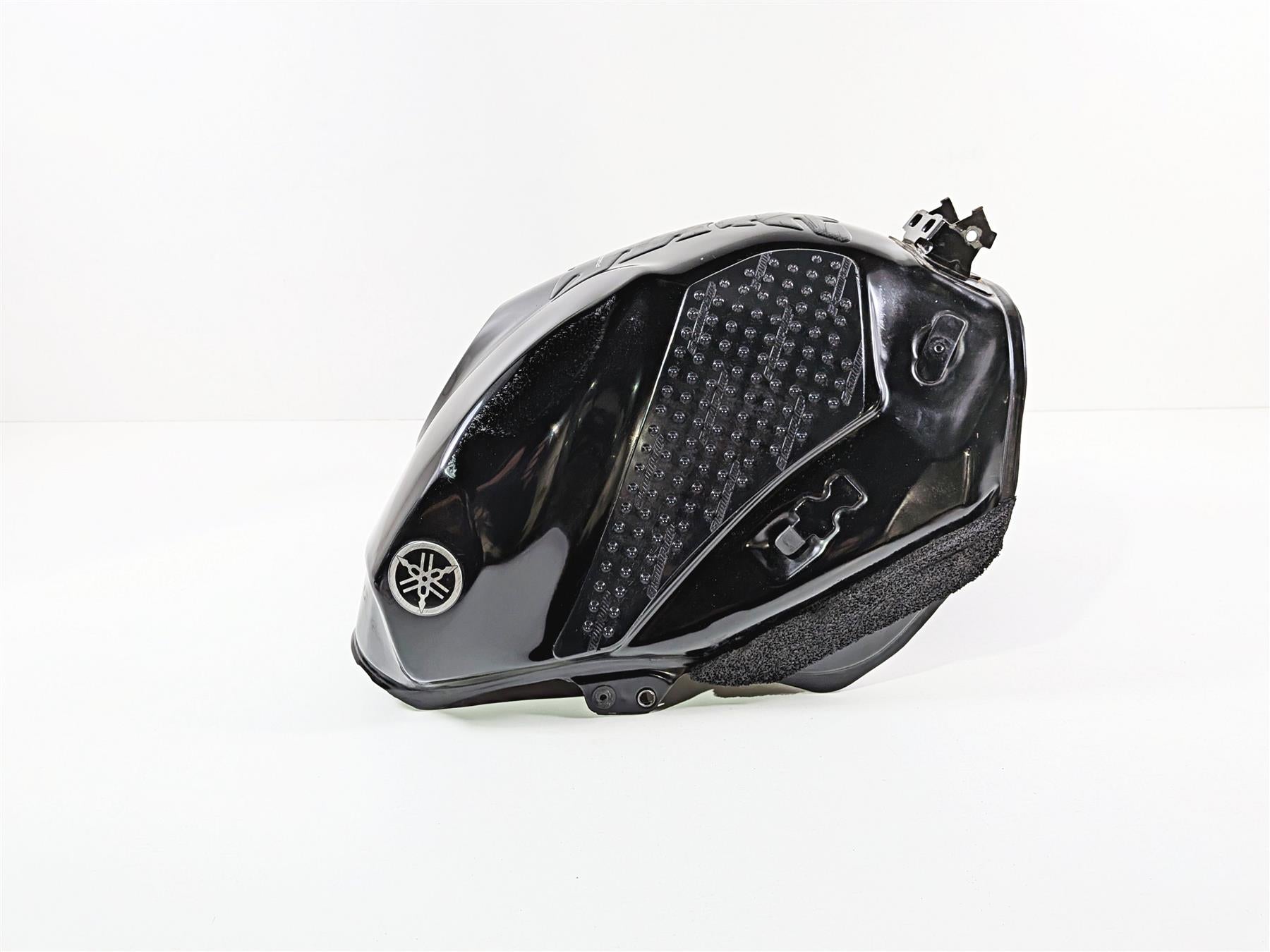 2008 Yamaha YZF R1 RN19 Oem Fuel Gas Petrol Tank -Dent On Left Side 4C8-YK241-00 {{ shop.shopifyCountryName }} - Mototech271