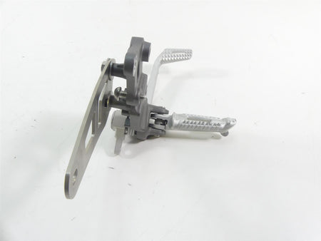 2020 Triumph Speed Triple RS 1050 Front Right Footpeg & Brake Pedal T2081766 {{ shop.shopifyCountryName }} - Mototech271