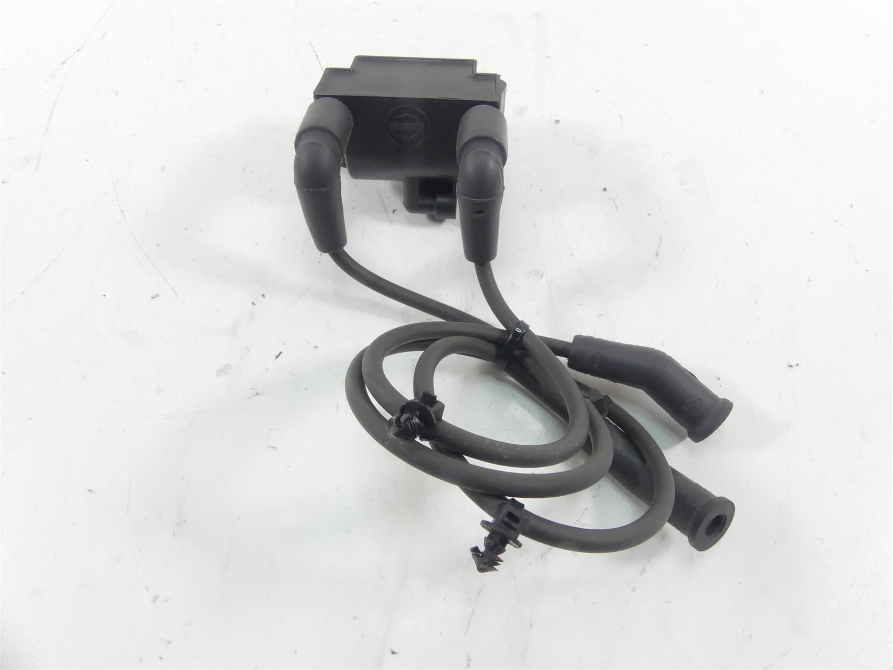 2013 Harley Touring FLHTK Electra Glide Ignition Coil Wires & Plugs 31696-07A {{ shop.shopifyCountryName }} - Mototech271