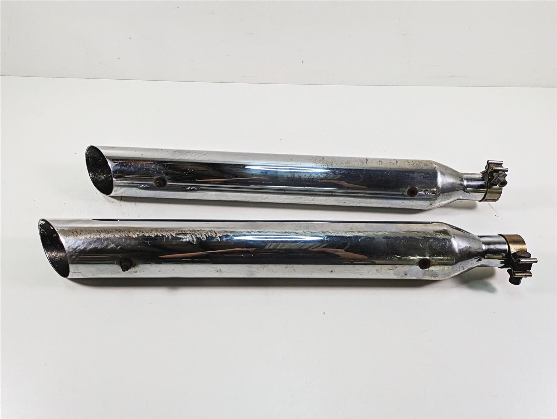 2006 Harley Touring FLHXI Street Glide Slash Down Cut Exhaust Muffler Set {{ shop.shopifyCountryName }} - Mototech271