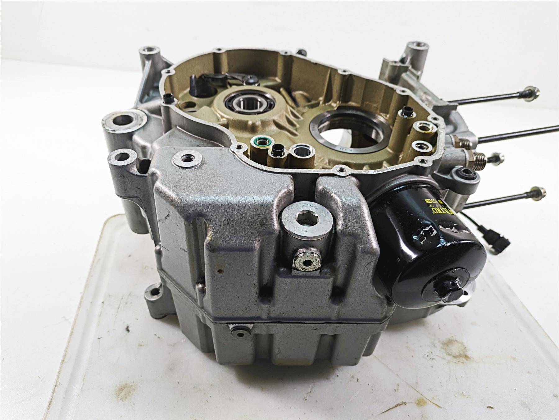 2011 Ducati Hypermotard 1100 Evo SP Engine Motor Crank Case Set 22522582B {{ shop.shopifyCountryName }} - Mototech271