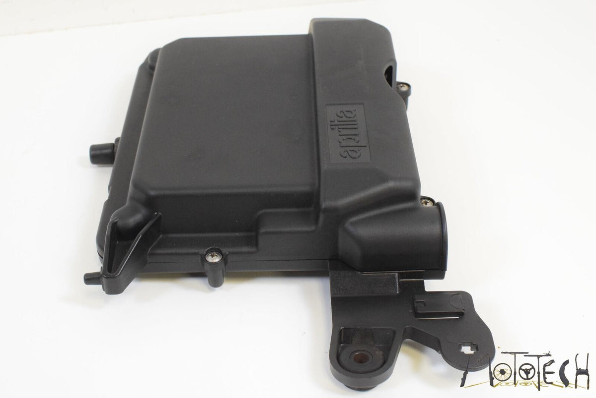2016 Aprilia CAPONORD 1200 RALLY ECU ECM CDI Case Holder Bracket 2B000149 {{ shop.shopifyCountryName }} - Mototech271