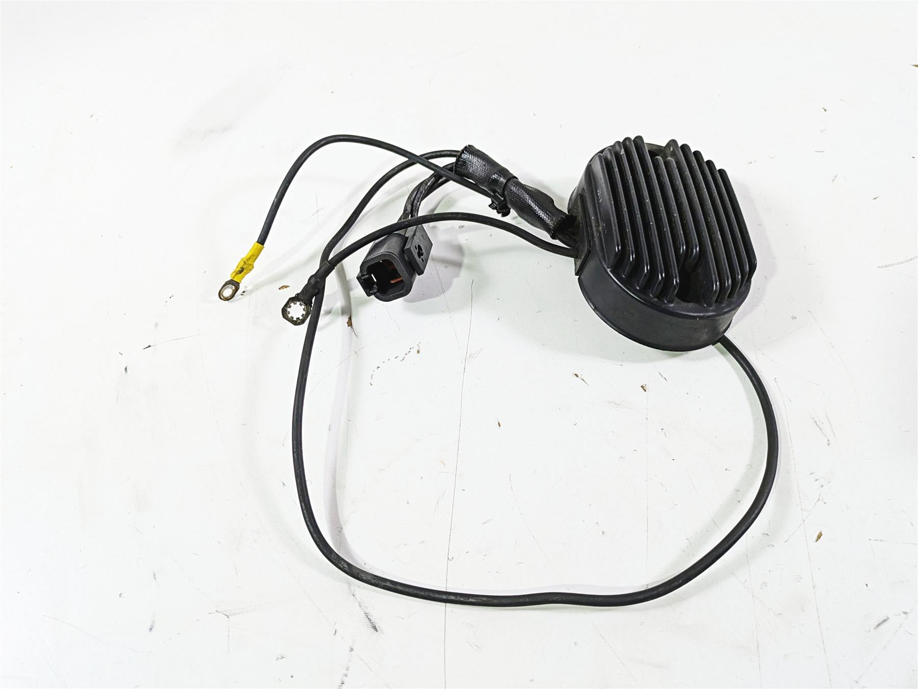 2003 Harley Softail FXSTDI Deuce 100th Rectifier Voltage Regulator 74540-01 {{ shop.shopifyCountryName }} - Mototech271
