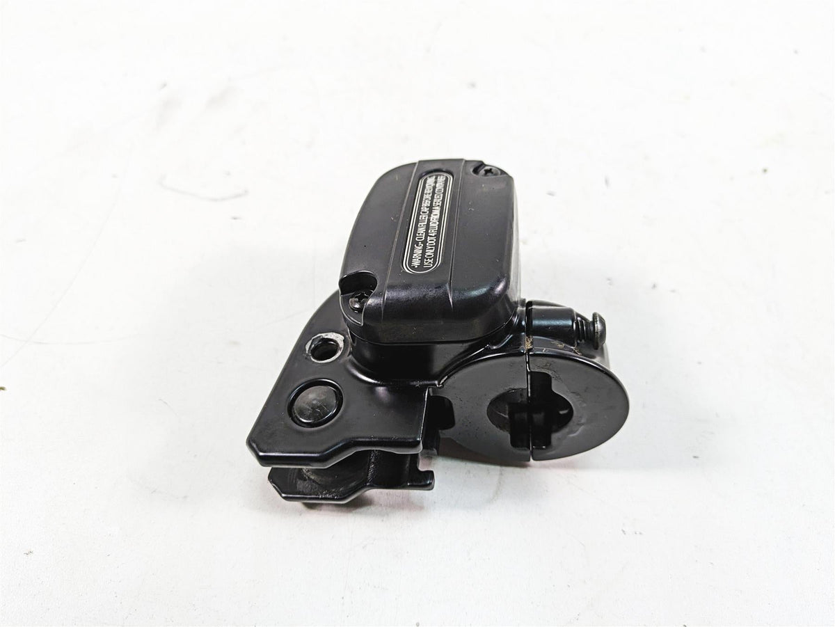 2018 Harley Touring FLHXSE CVO Street Glide Clutch Master Cylinder 37200343C {{ shop.shopifyCountryName }} - Mototech271