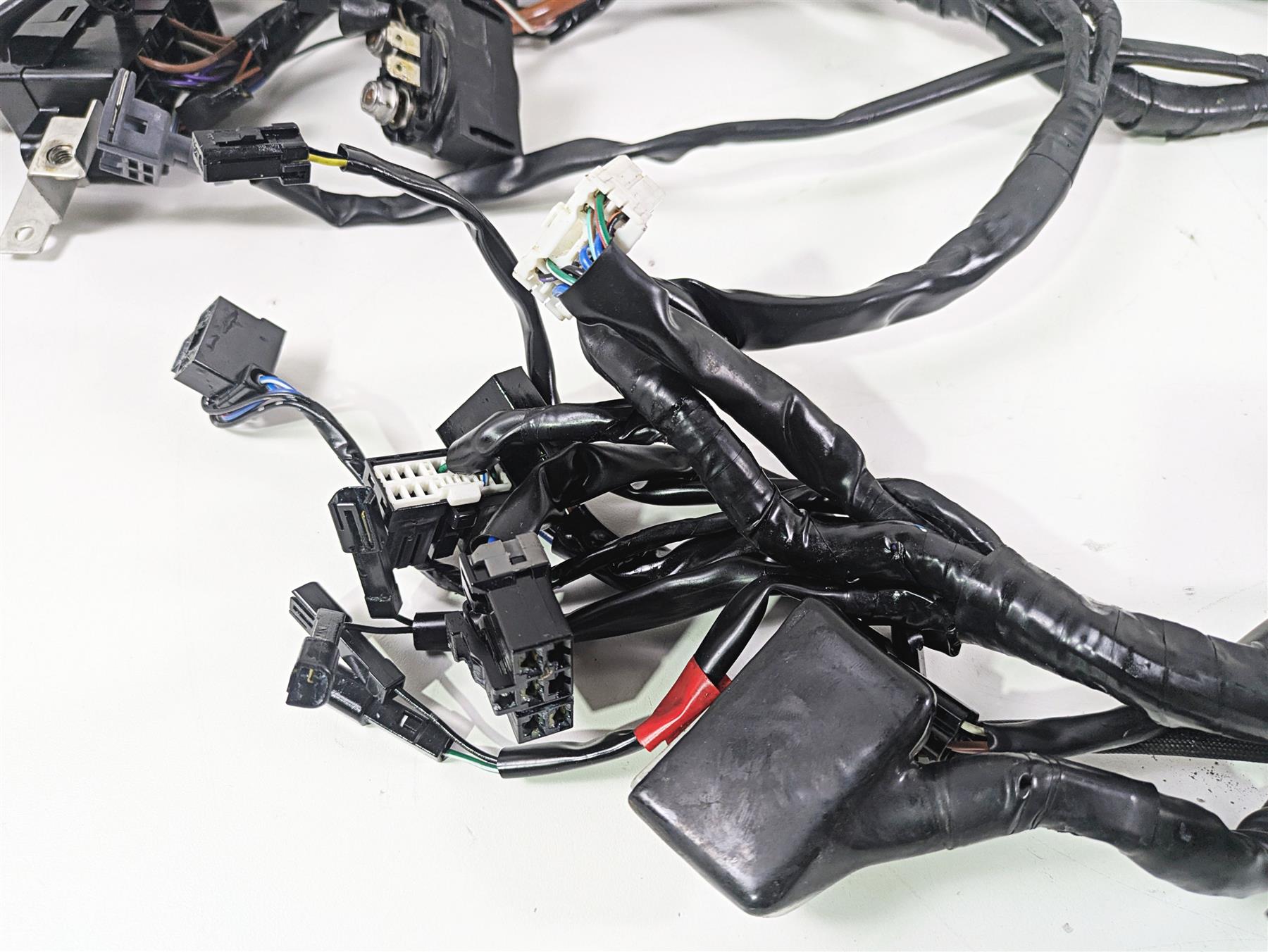 2013 Triumph Bonneville Main Wiring Harness Loom - No Cuts T2506774 {{ shop.shopifyCountryName }} - Mototech271