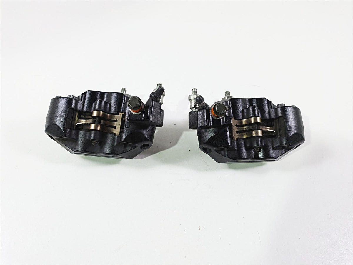 2016 Indian Chief Classic Front Brake Caliper Set 1912390 1912391 {{ shop.shopifyCountryName }} - Mototech271