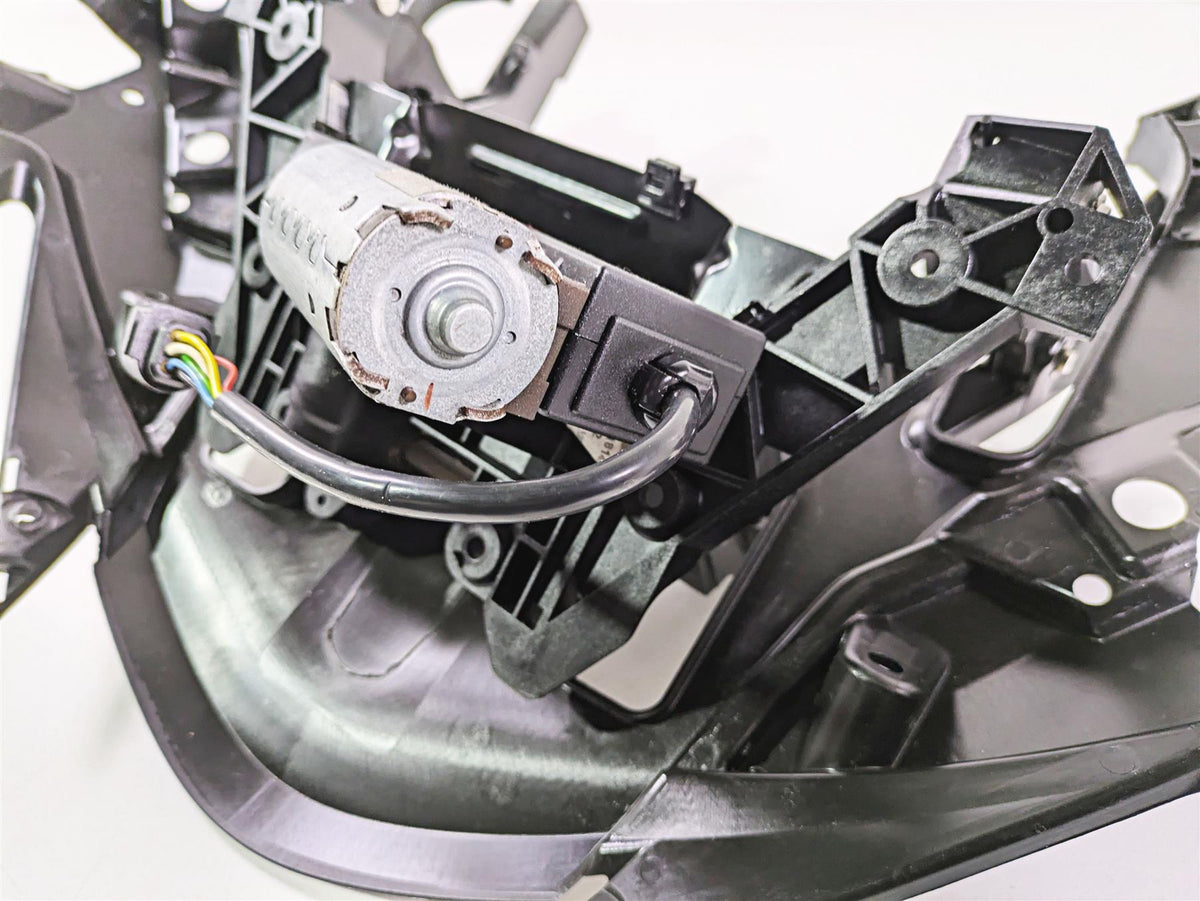 2019 BMW R1250RT K52 Windshield Adjuster & Motor 46637728676 46637728786 {{ shop.shopifyCountryName }} - Mototech271
